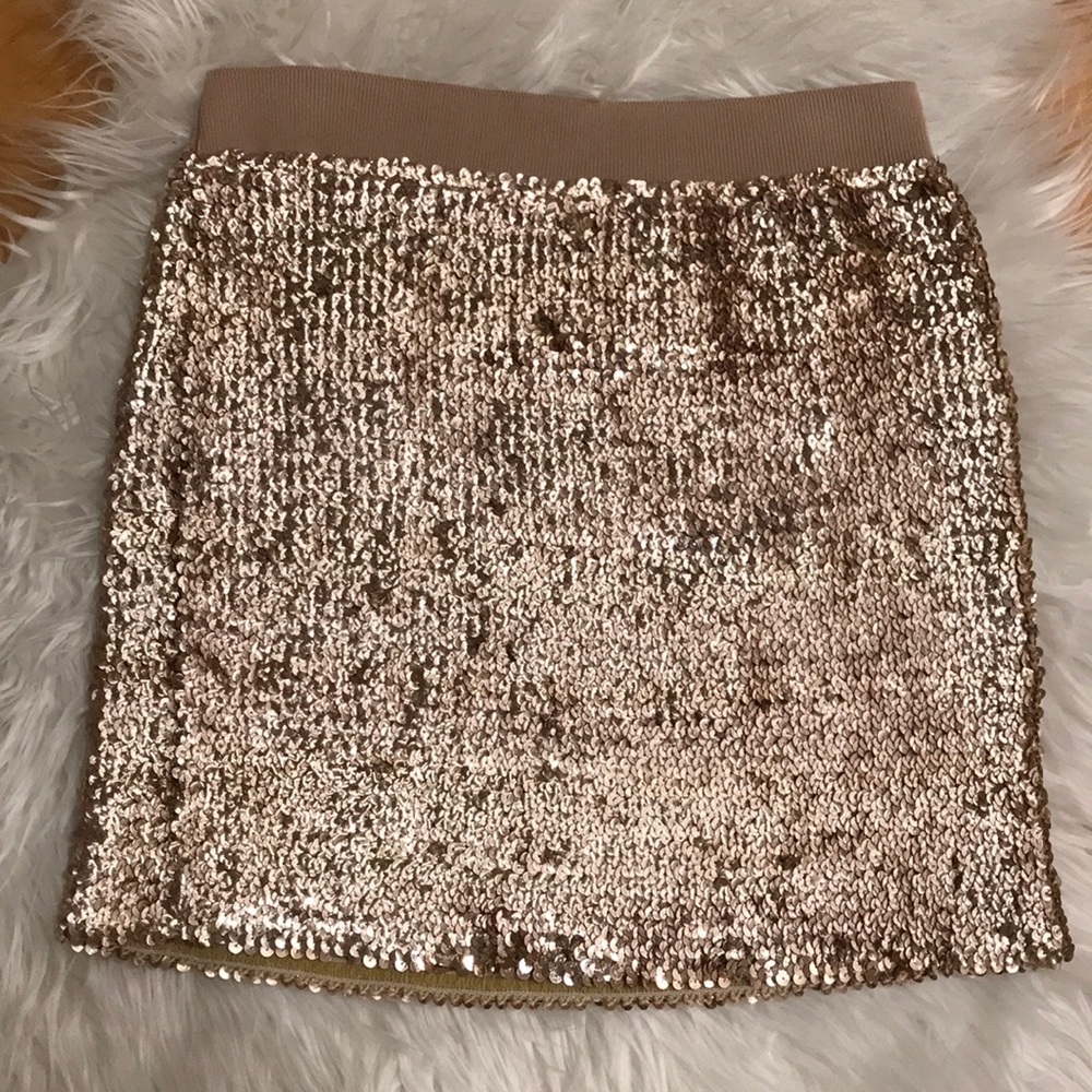 Gold sequin mini skirt, Large